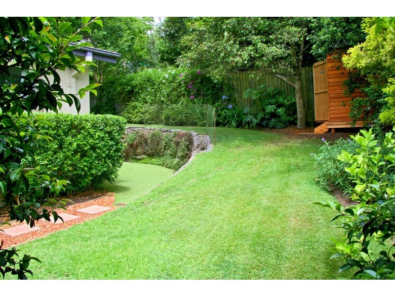 24 Parkinson Ave, Turramurra NSW 2074