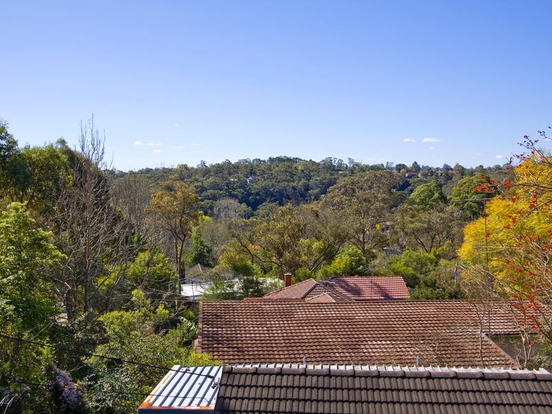 4 Northumberland Avenue, Mount Colah NSW 2079