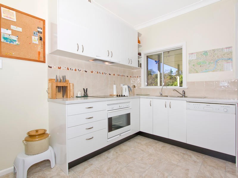 4 Northumberland Avenue, Mount Colah NSW 2079