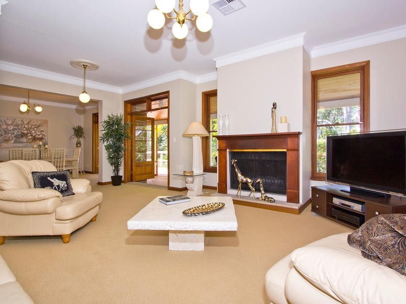 16A Eastern Arterial Road, St Ives NSW 2075