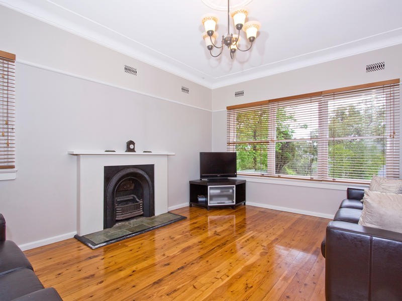 14 Boronga Avenue, West Pymble NSW 2073