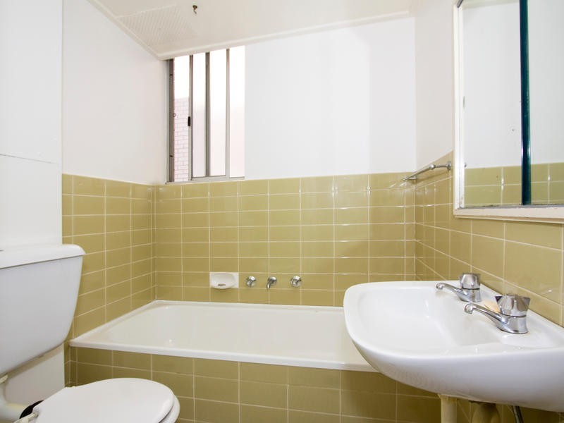 5/13-14 Bank Street, Meadowbank NSW 2114