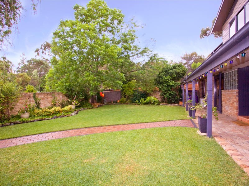 2 Ulm Avenue, South Turramurra NSW 2074