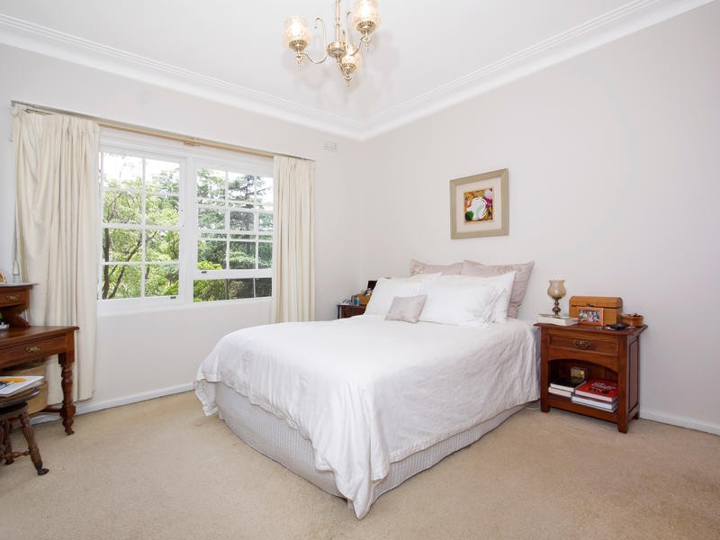 6 Walton Close, Pymble NSW 2073