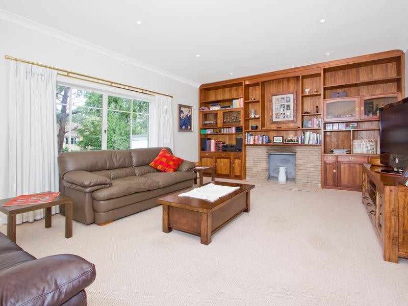 52 Yarrara Road, Pymble NSW 2073
