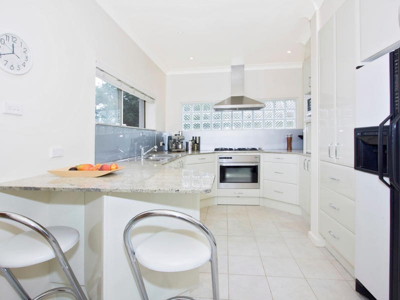 52 Yarrara Road, Pymble NSW 2073