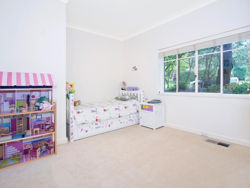 52 Yarrara Road, Pymble NSW 2073