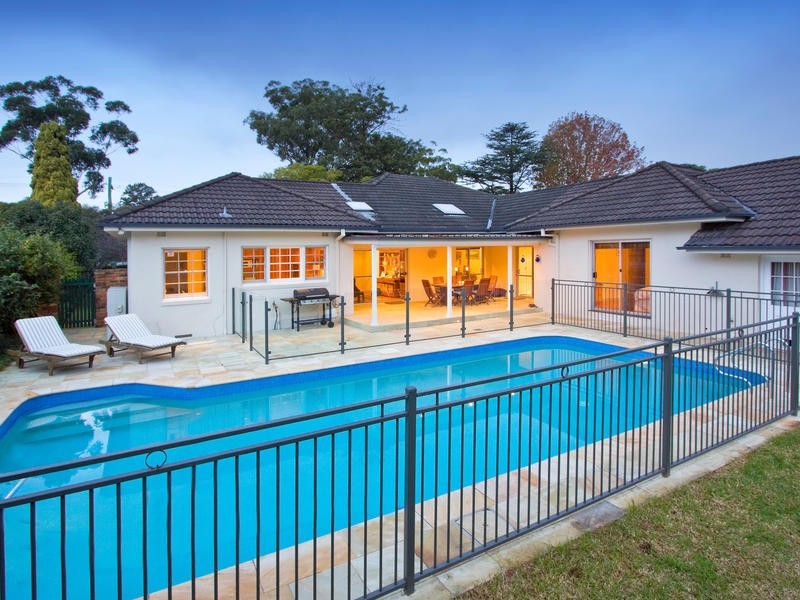 39 Yarrara Road, West Pymble NSW 2073