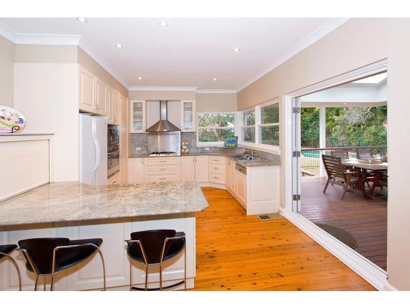 11 Wyomee Avenue, West Pymble NSW 2073