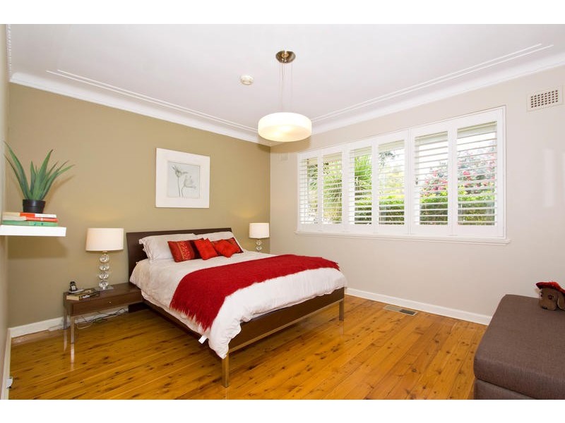 11 Wyomee Avenue, West Pymble NSW 2073