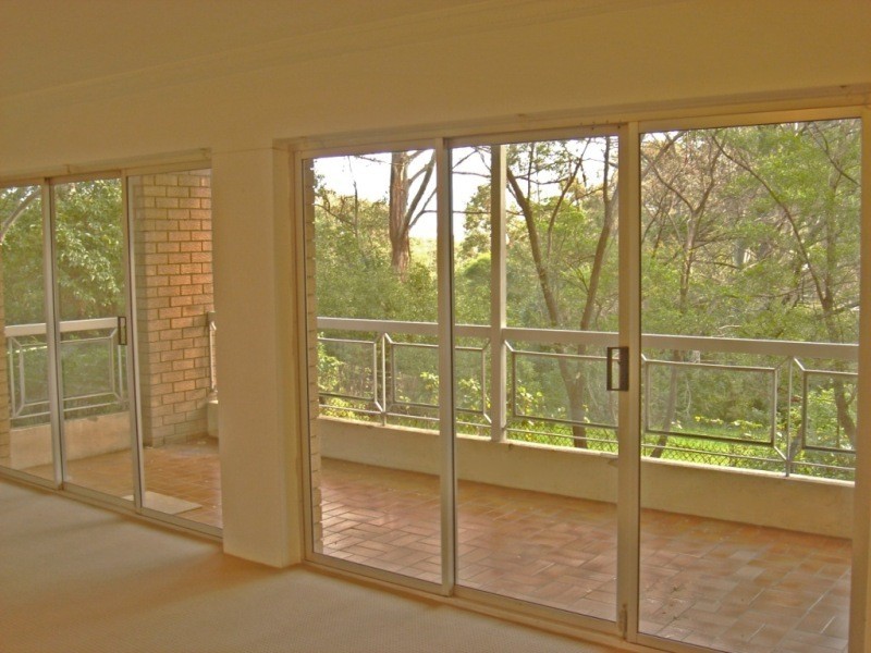 4/2A Bloomsbury Avenue, Pymble NSW 2073