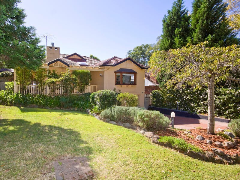 6 Linden Avenue, Pymble NSW 2073