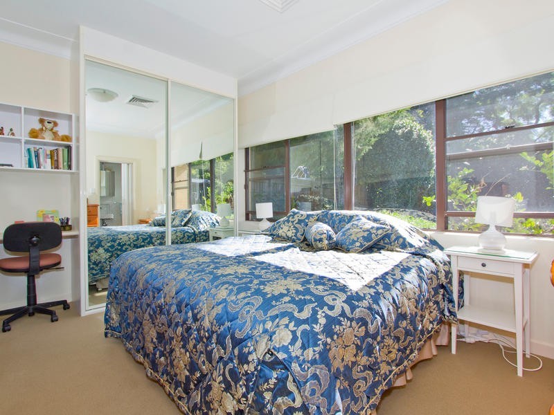 6 Linden Avenue, Pymble NSW 2073