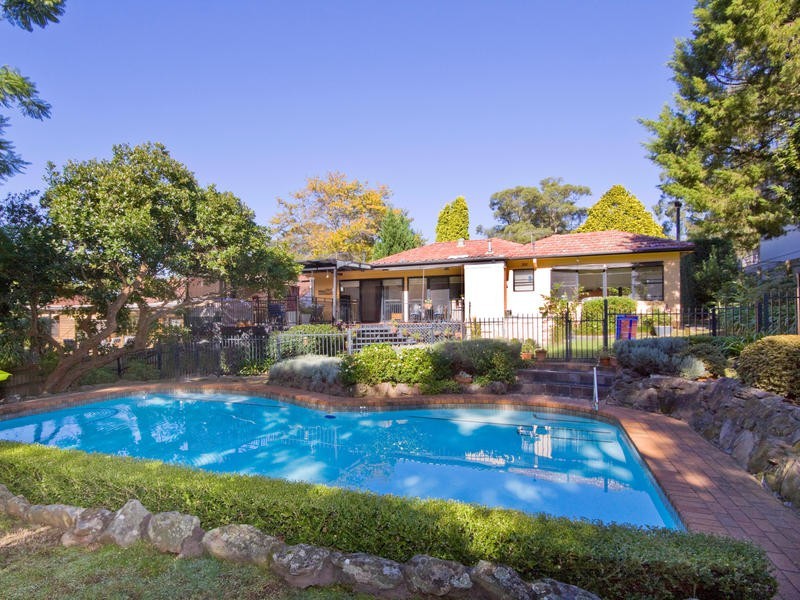 6 Linden Avenue, Pymble NSW 2073