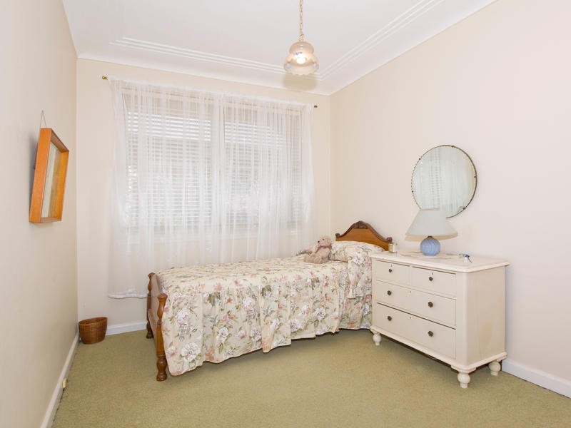 6 Iona Avenue, Pymble NSW 2073