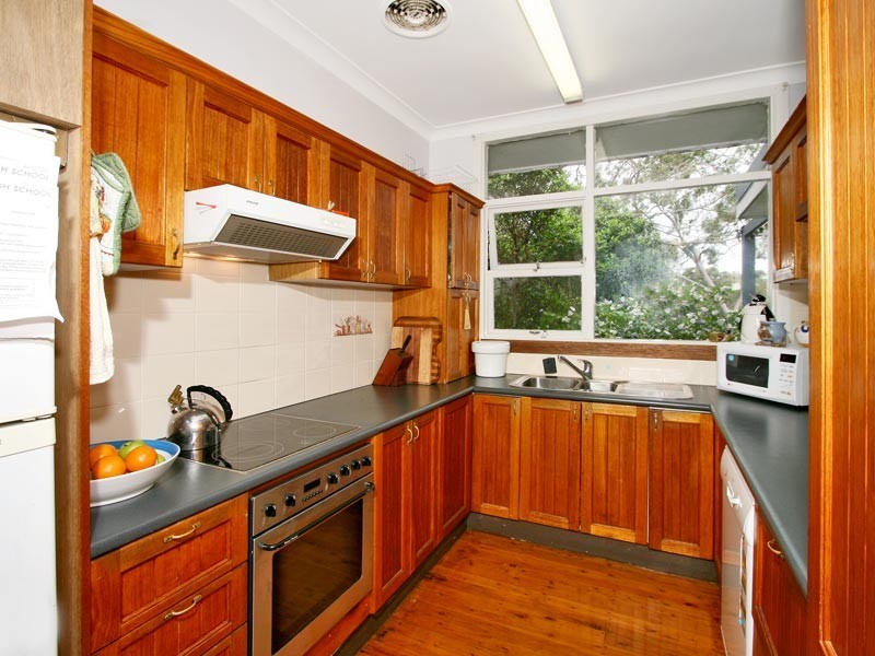 11 Lobelia Street, Chatswood West NSW 2067