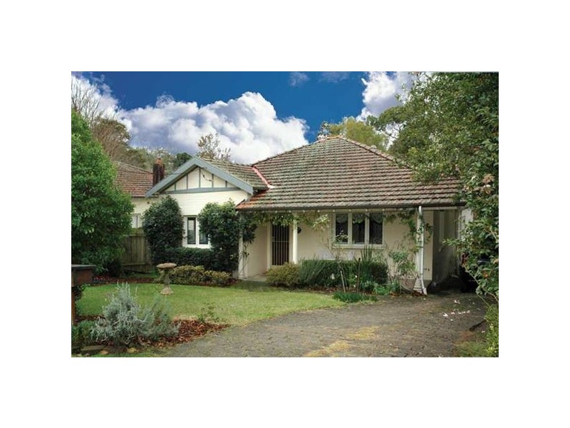 23 Young Street, Warrawee NSW 2074