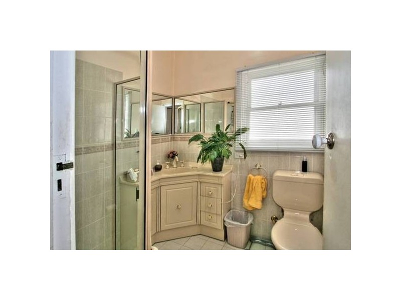 34 Bolwarra Ave, West Pymble NSW 2073