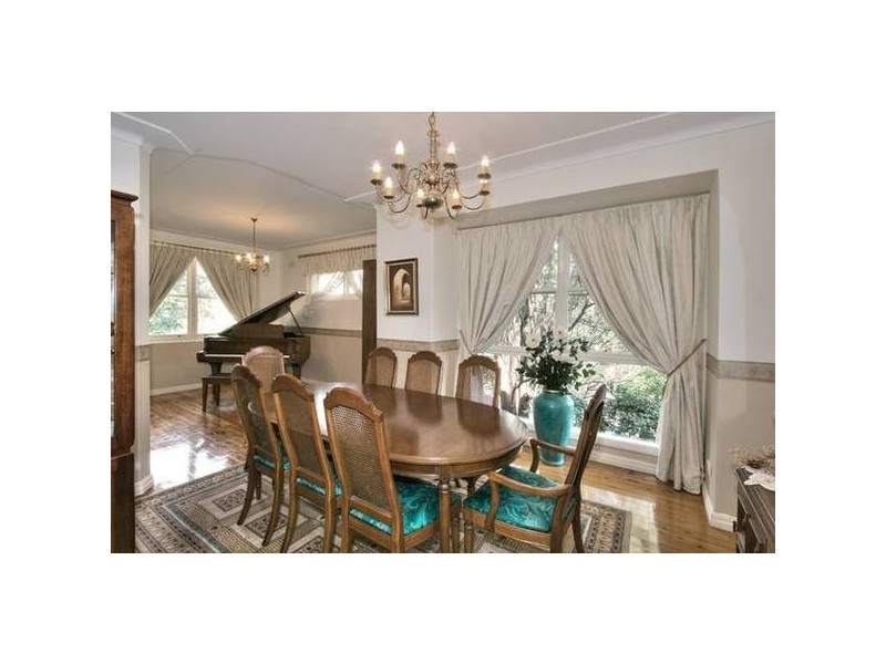 11 Beechworth Road, Pymble NSW 2073