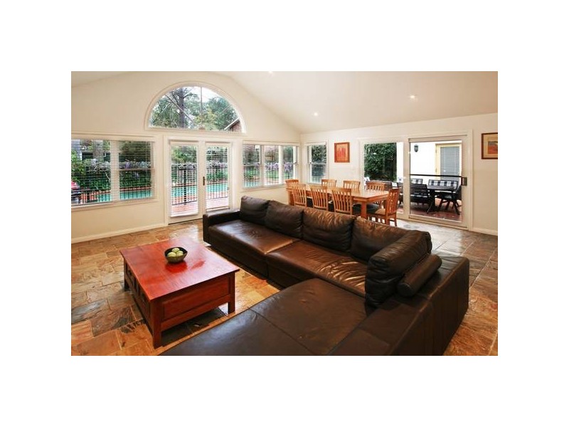 9 Patterson Avenue, Pymble NSW 2073