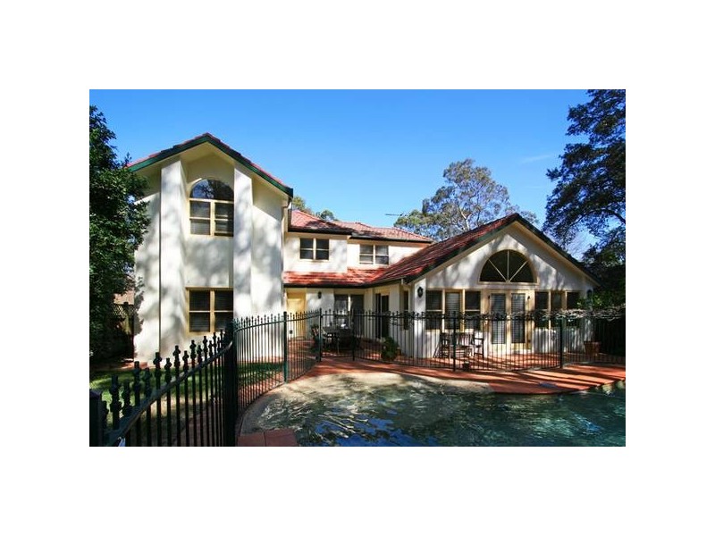 9 Patterson Avenue, Pymble NSW 2073