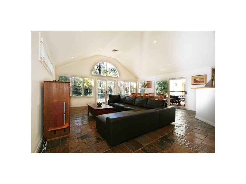 9 Patterson Avenue, West Pymble NSW 2073
