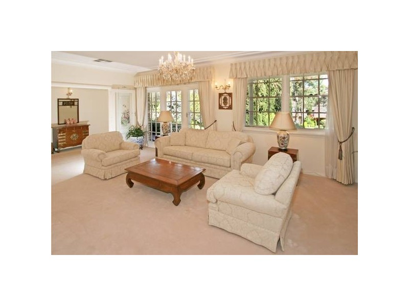 8 Warrabri Place, Pymble NSW 2073