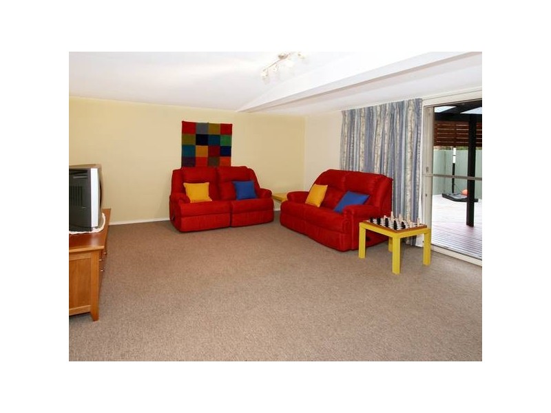 13 Ashburton Avenue, South Turramurra NSW 2074