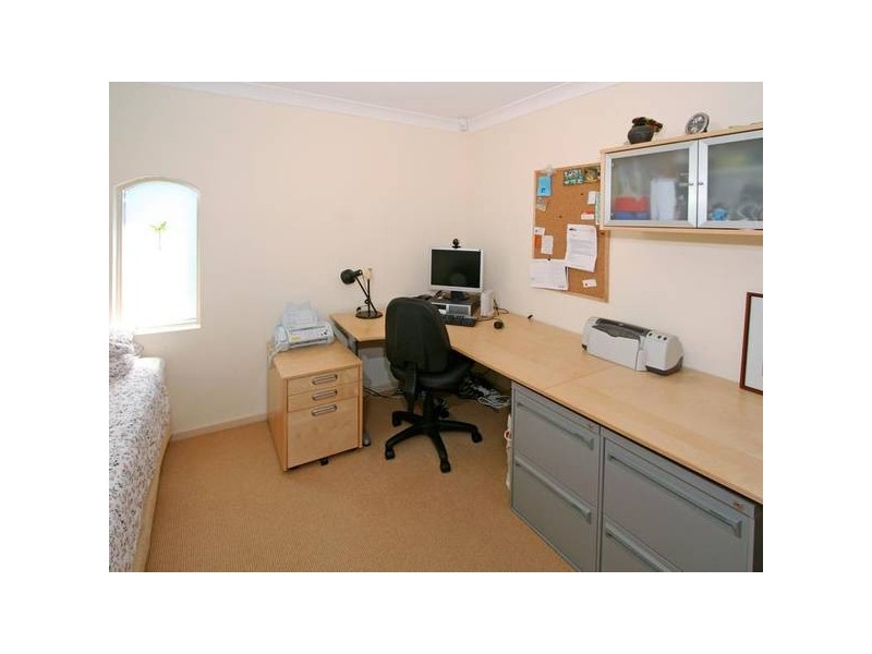 1 Alfred Place, South Turramurra NSW 2074