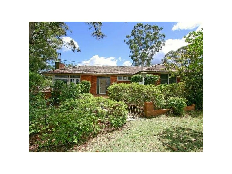 1 Kimbarra Road, Pymble NSW 2073
