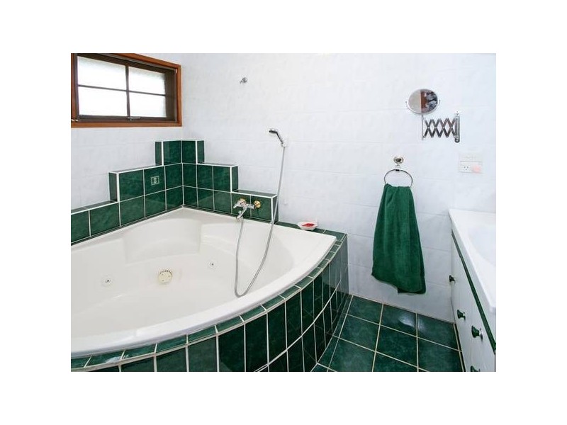 24 Kallang Parade, Wahroonga NSW 2076