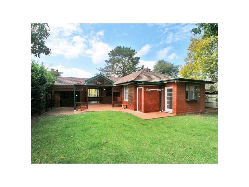 17 Gillian Parade, Pymble NSW 2073