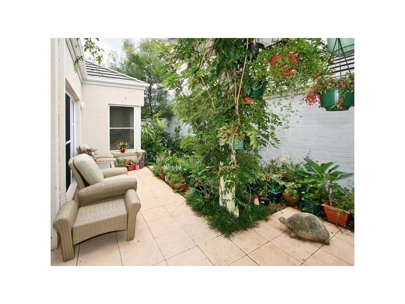 16 Sir James Rowland Avenue, Turramurra NSW 2074