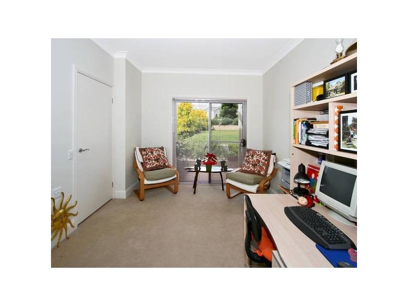 16 Sir James Rowland Avenue, Turramurra NSW 2074