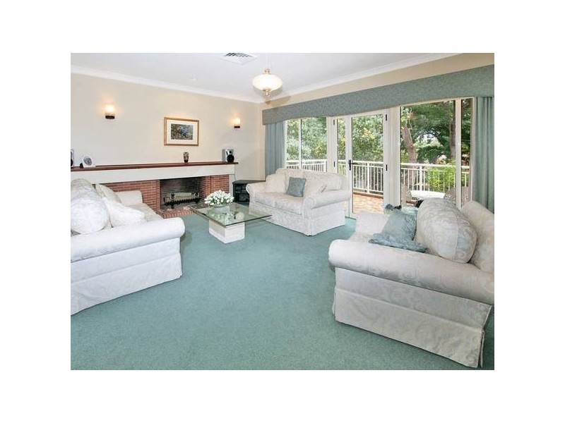 5 Kimbarra Road, Pymble NSW 2073