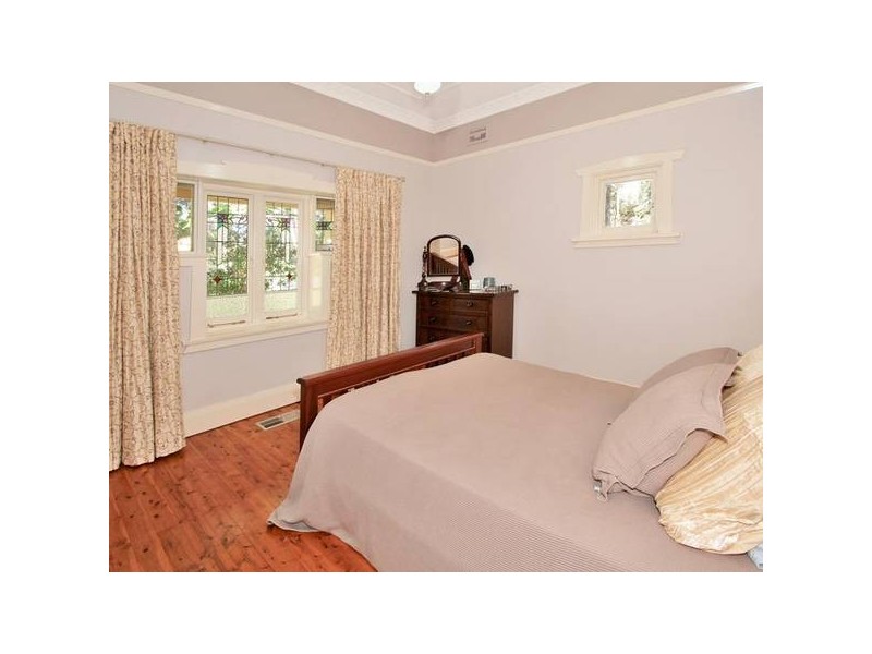 11 Ashmore Avenue, Pymble NSW 2073