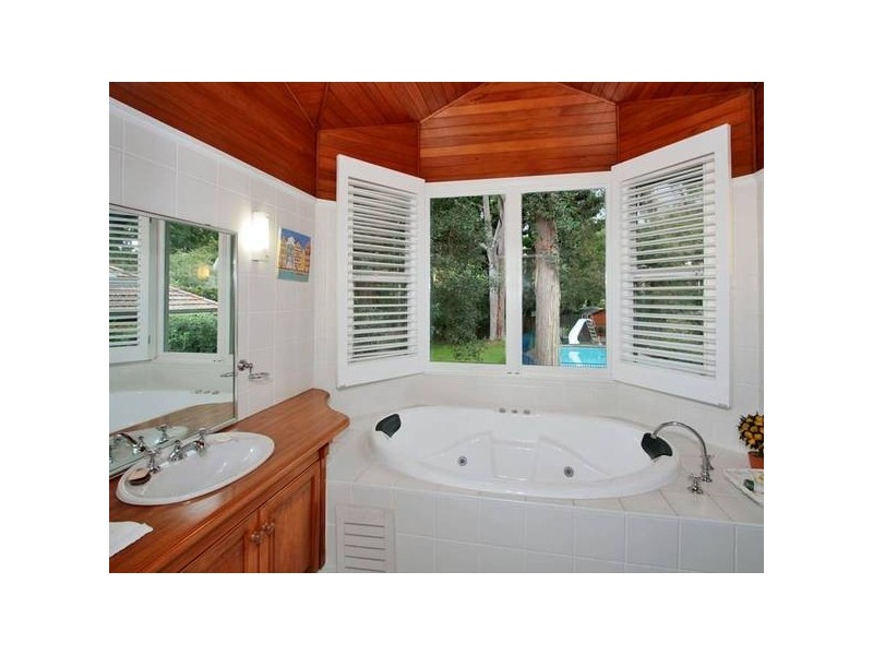 7 Ashmore Avenue, Pymble NSW 2073