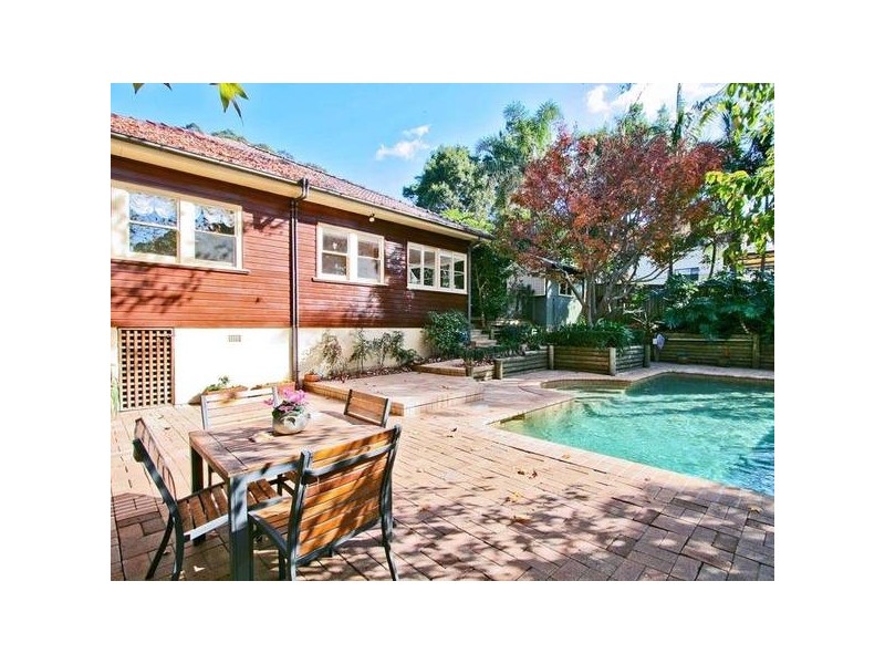 104 Wallalong Crescent, West Pymble NSW 2073