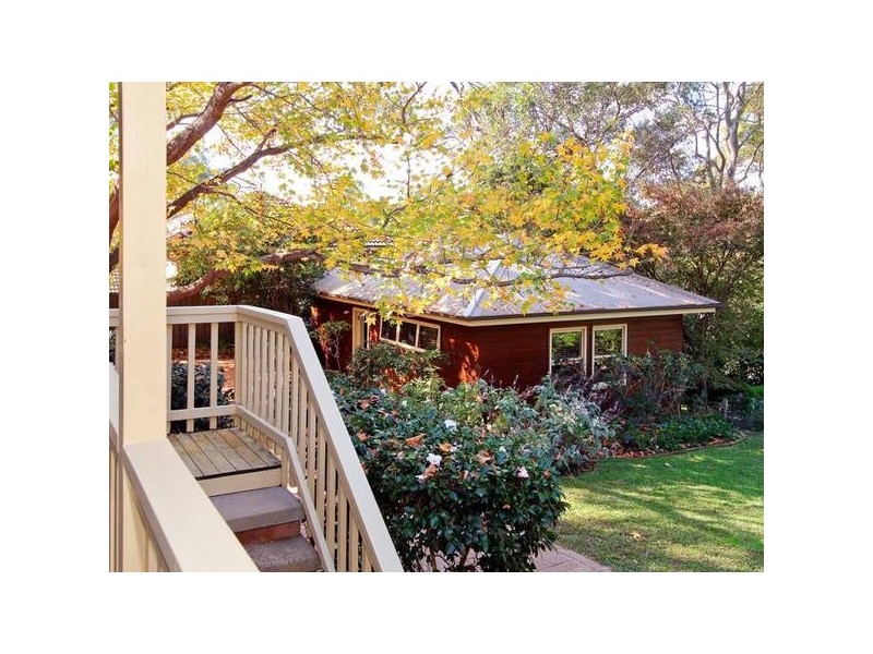 104 Wallalong Crescent, West Pymble NSW 2073