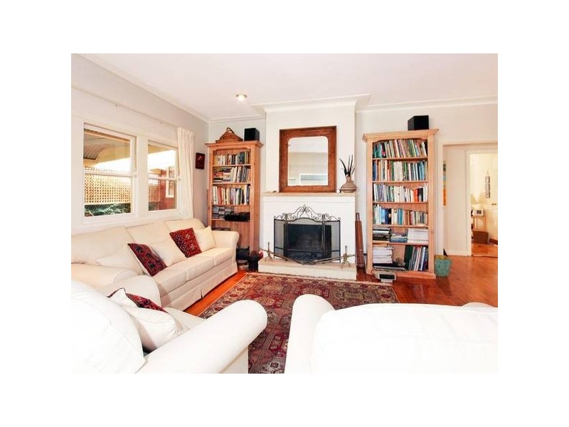 104 Wallalong Crescent, West Pymble NSW 2073