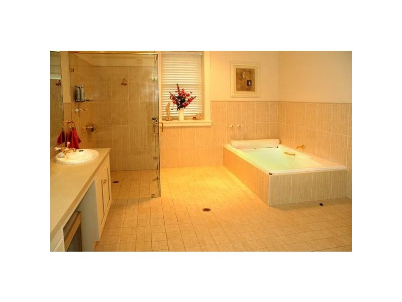 15 Links Road, Bowral NSW 2576