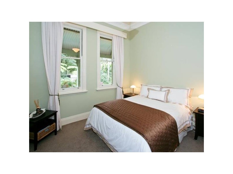 18 Mona Vale Road, Pymble NSW 2073