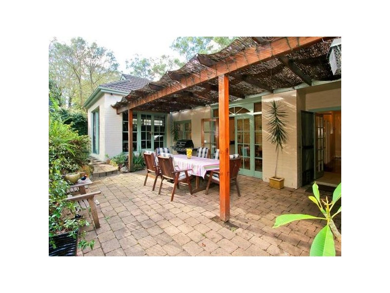 18 Mona Vale Road, Pymble NSW 2073