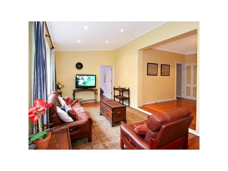 16 Ashmore Avenue, Pymble NSW 2073