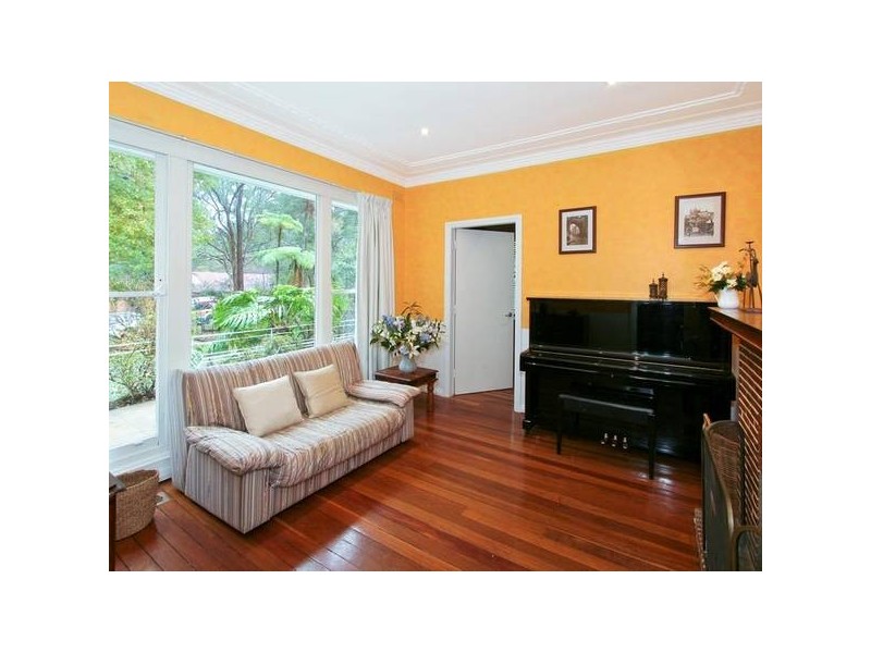 16 Ashmore Avenue, Pymble NSW 2073