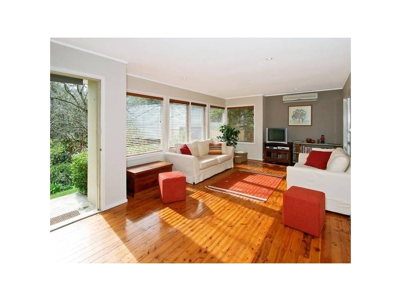 24 Parkinson Avenue, Turramurra NSW 2074