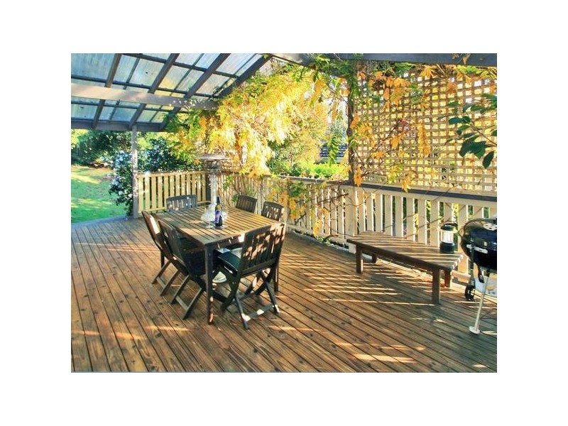 24 Parkinson Avenue, Turramurra NSW 2074