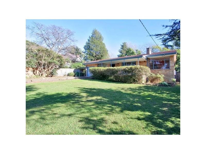 5 Hamilton Parade, Pymble NSW 2073