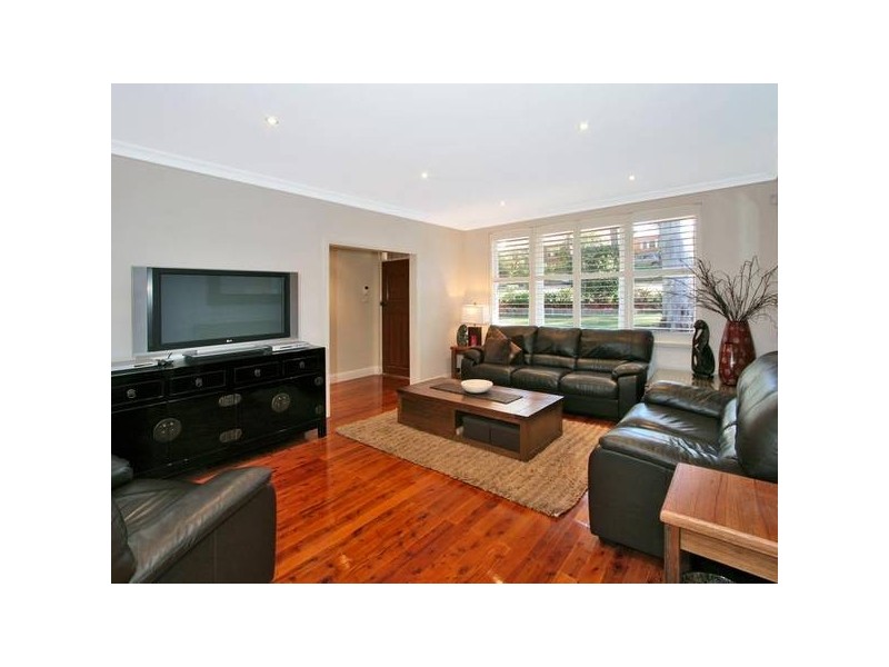 12 Hamilton Parade, Pymble NSW 2073
