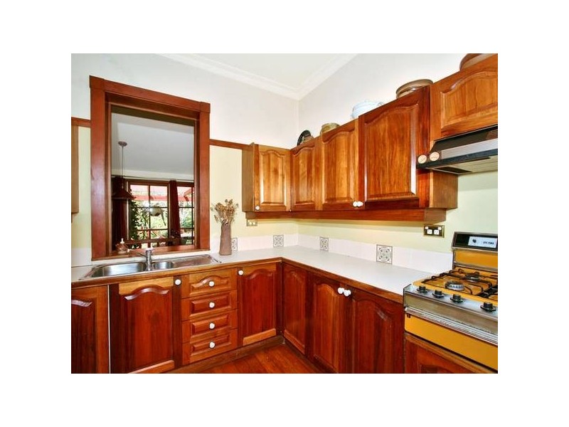 12 Duff Street, Turramurra NSW 2074